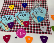 Load image into Gallery viewer, I pick YOU- ukulele party favor- Valentine
